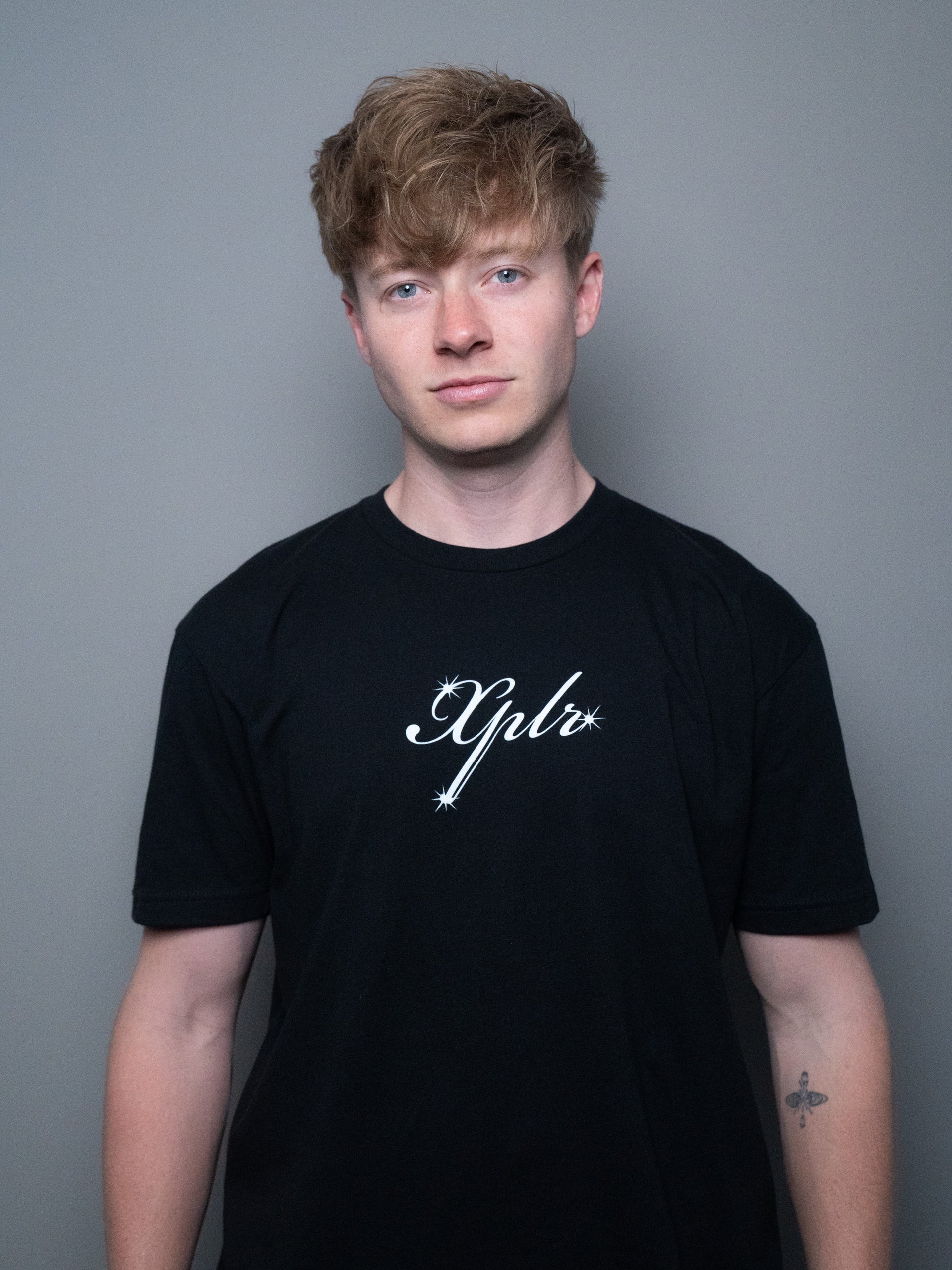 Never Look Back Tee