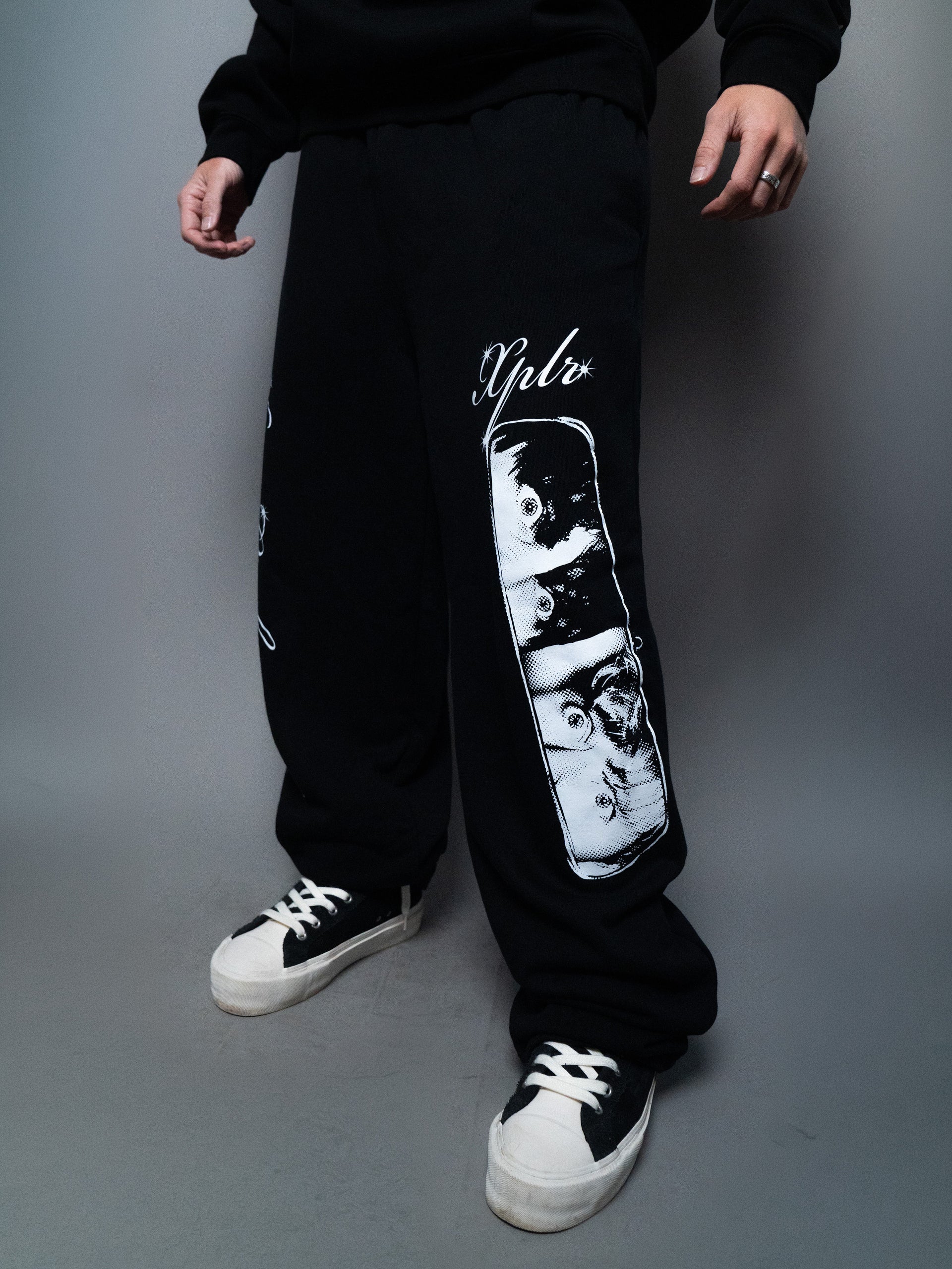 Never Look Back Sweatpant