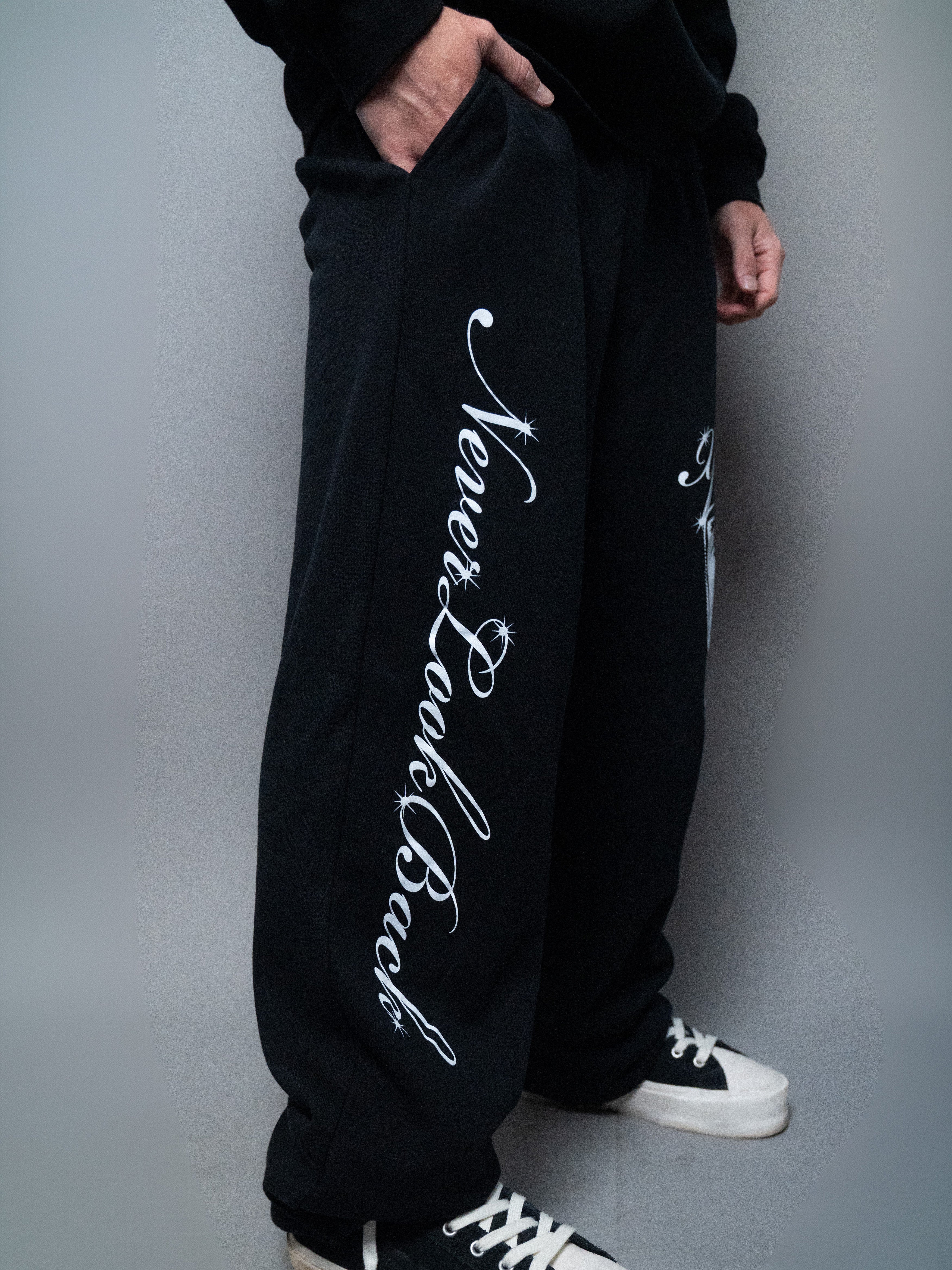 Never Look Back Sweatpant – XPLR